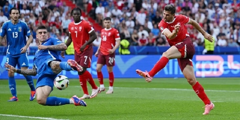 Quan sát và phân tích diễn biến trận đấu trước khi xả kèo